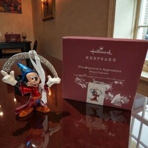 Hallmark Keepsake Sorcerers Apprentice Mickey Mouse Ornament‎ Disney in Box